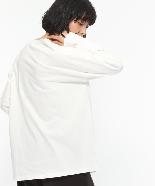 LAKOLE(ラコレ)の「USAコットンBIGロングTシャツ / LAKOLE(Tシャツ/カットソー・レディース・オフホワイト/カーキ/スモーク/ライトベージュ・SMALL/MEDIUM)」の2枚目の写真