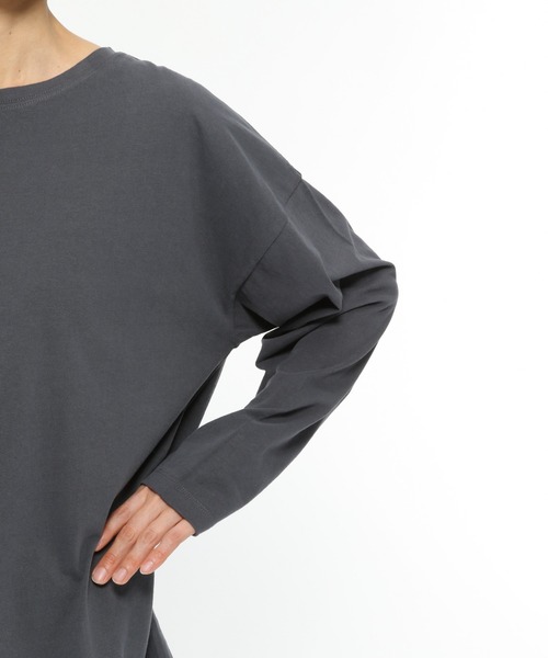 LAKOLE(ラコレ)の「USAコットンBIGロングTシャツ / LAKOLE(Tシャツ/カットソー・レディース・オフホワイト/カーキ/スモーク/ライトベージュ・SMALL/MEDIUM)」の18枚目の写真