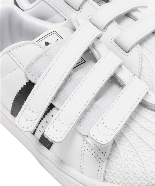 adidas Originals(アディダスオリジナルス)の「ベビー キッズ スーパースター adidas Originals SS 2 CMF I G04535(スニーカー・キッズ・ホワイト・16cm/15cm)」の6枚目の写真