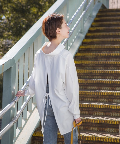 SpRay(スプレイ)の「後ろあきロングシャツ(シャツ/ブラウス・レディース・ホワイト/ライトグリーン/アイボリー・FREE)」の18枚目の写真