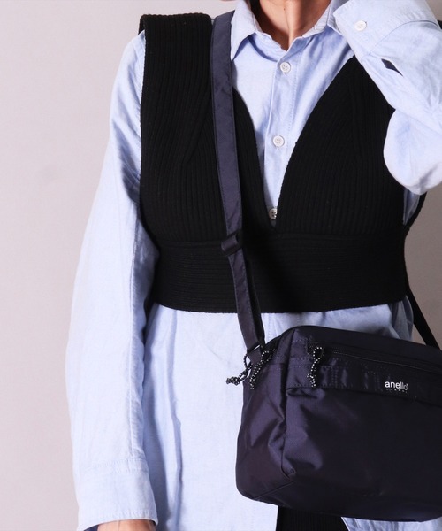 anello(アネロ)の「(LF)【anello】【ユニセックス】ラウンド ショルダーバッグ(ショルダーバッグ・レディース・ライトグレー/ブラック/パープル/ネイビー/ブラウン/レッド/ターコイズブルー・FREE)」の4枚目の写真