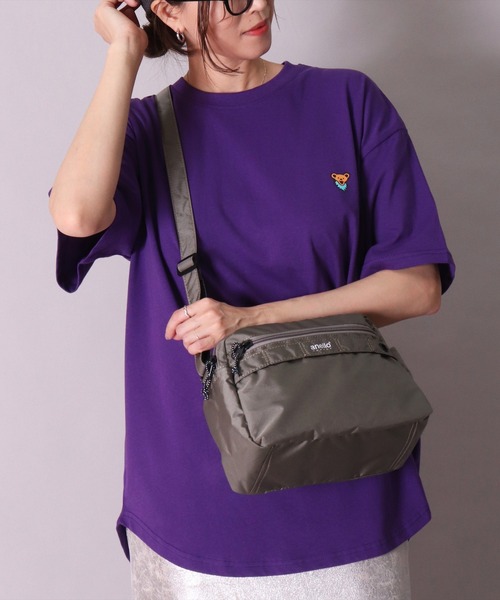 anello(アネロ)の「(LF)【anello】【ユニセックス】ラウンド ショルダーバッグ(ショルダーバッグ・レディース・ライトグレー/ブラック/パープル/ネイビー/ブラウン/レッド/ターコイズブルー・FREE)」の14枚目の写真