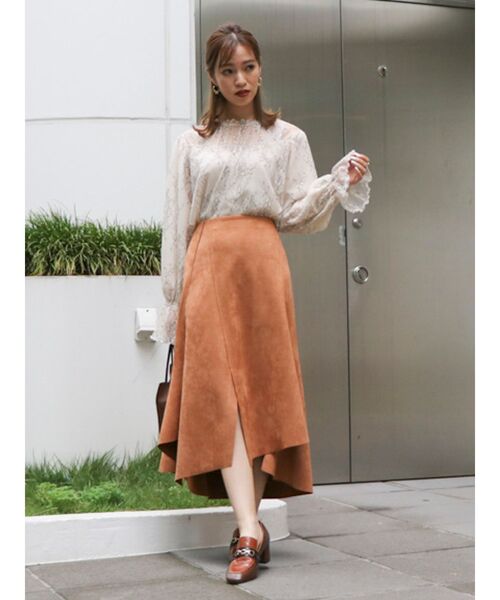 dazzlin（ダズリン）の「スエードライクマーメイドスカート（スカート・レディース・アイボリー/ブラウン/キャメル・FREE）」の4枚目の写真