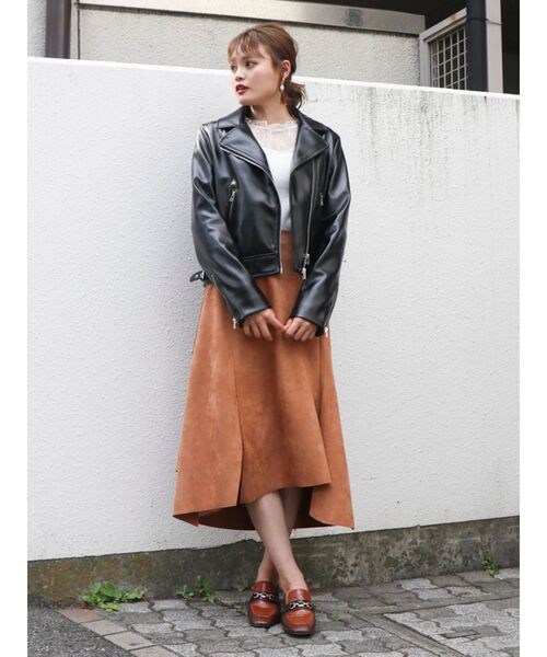 dazzlin（ダズリン）の「スエードライクマーメイドスカート（スカート・レディース・アイボリー/ブラウン/キャメル・FREE）」の7枚目の写真