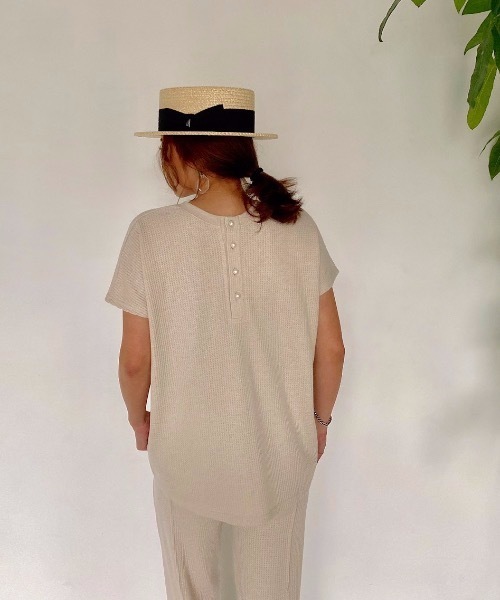 M y u(ミュー)の「前後2way♪パールワッフルT(Tシャツ/カットソー・レディース・ブラック/オフホワイト/ピンク/ラベンダー/ライトベージュ・FREE)」の9枚目の写真