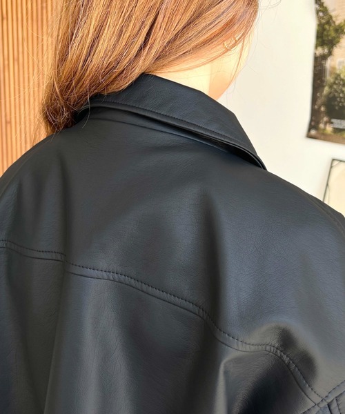 moment+（モーメントプラス）の「【累計販売枚数2万枚突破！】フェイクレザーライダースジャケット（ライダースジャケット・レディース・アイボリー/ブラウン/ブラック/グレイッシュベージュ/モカ・S/M/L）」の11枚目の写真