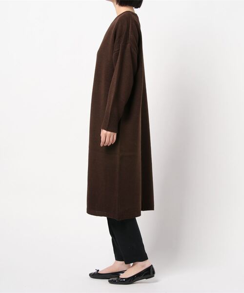 HONEYSUCKLE ROSE（ハニーサックルローズ）の「【HONEYSUCKLE ROSE】フカスリットニットワンピ（ニット/セーター・レディース・オフホワイト/ブラウン/ブラック・M/L）」の4枚目の写真