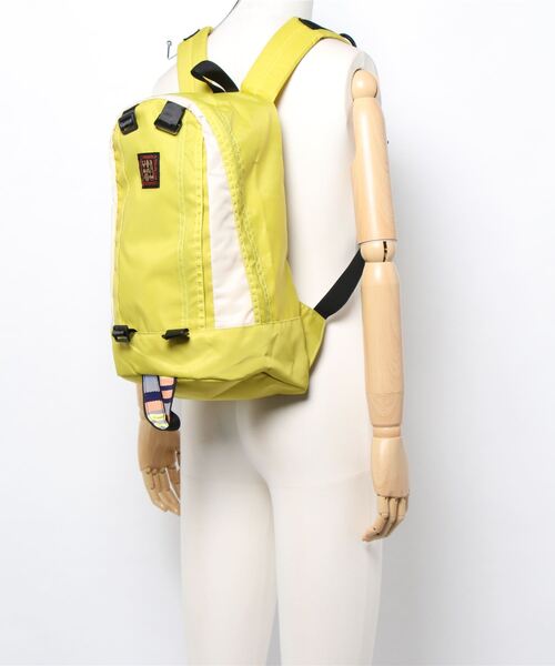 チチカカ(チチカカ)の「バイカラーデイパック(バックパック/リュック・レディース・ブラック/ベージュ/パープル/グレー/イエロー・FREE)」の13枚目の写真