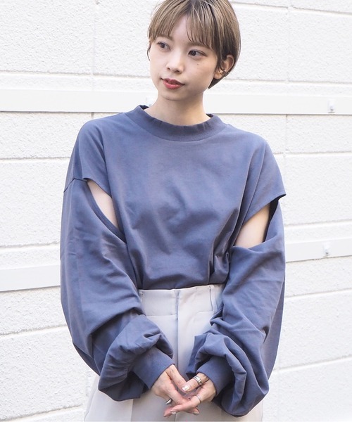 tiptop(ティップトップ)の「スリットデザインモックネックロンT(Tシャツ/カットソー・レディース・オフホワイト/グリーン/スミクロ/A/ダークブルー・FREE)」の4枚目の写真