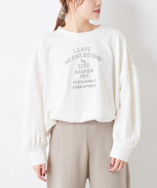 PUAL CE CIN(ピュアルセシン)の「エンボスロゴトート付きロゴ刺繍プルオーバー(Tシャツ/カットソー・レディース・ブラック/ホワイト/オリーブ・FREE)」の4枚目の写真