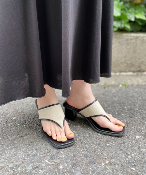CIAOPANIC（チャオパニック）の「キャンバストングスリムサンダル（サンダル・レディース・ブラック/ブラウン・36/37/38）」の21枚目の写真