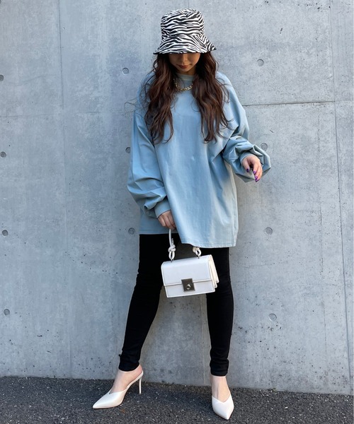 SPIRALGIRL(スパイラルガール)の「クラシックアートロングスリーブTシャツ(Tシャツ/カットソー・レディース・ブラック/オフホワイト/ブルー・FREE)」の4枚目の写真