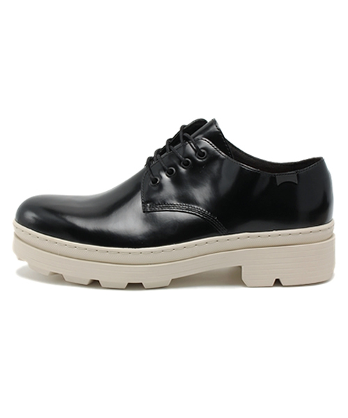 CAMPER（カンペール）の「1980 (ナインティーエイティー)（ドレスシューズ・メンズ・ブラック・27.0cm/27.5cm/26.0cm/25.0cm/25.5cm）」の2枚目の写真