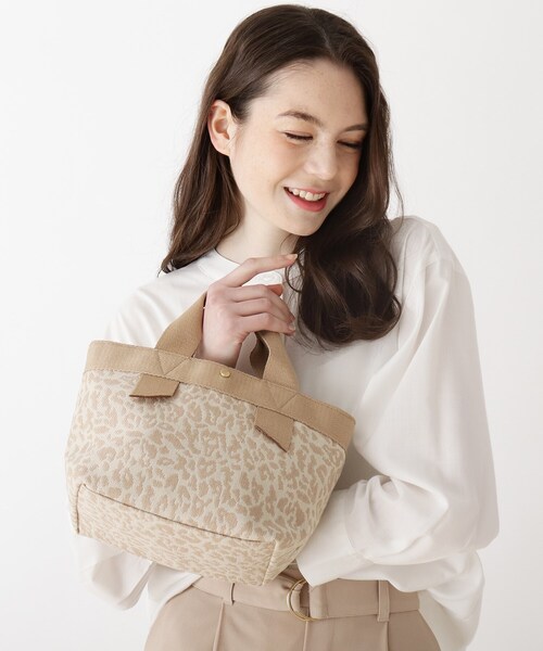 DRESKIP（ドレスキップ）の「◆キャンバス2WAYあおりト－ト（トートバッグ・レディース・アイボリー/ブラック系3/ベージュ系3・00）」の7枚目の写真