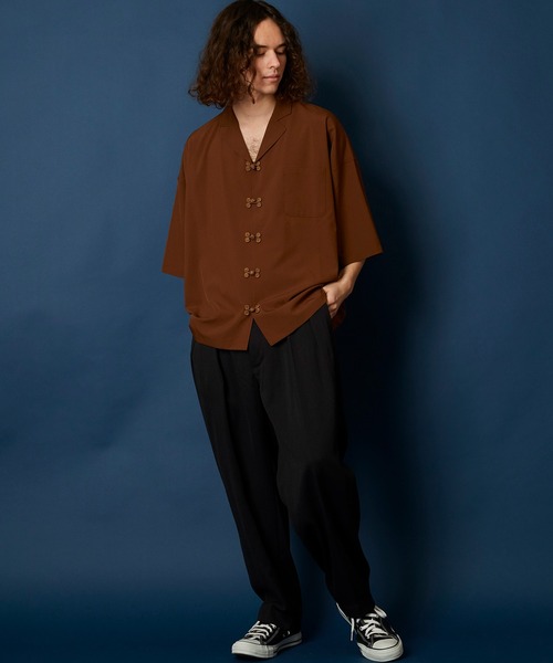 MEMENTISM(メメントイズム)の「ルーズビッグシルエットチャイナ開襟アロハシャツ(シャツ/ブラウス・メンズ・ネイビー/ブルー/グリーン/ウィート/ブラウン/ブラック/ブラウン系/ピンク系/パープル系/ベージュ系/グリーン系/ブラック系/ダークグリーン系/ライトグリーン系/ネイビー系/グレー系・FREE)」の17枚目の写真