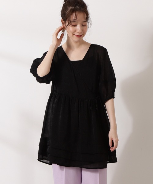 N.（N. Natural Beauty Basic）（エヌエヌナチュラルビューティーベーシック）の「カシュクールチュニックブラウス（シャツ/ブラウス・レディース・ブラック/ホワイト系その他/ブルー系その他・MEDIUM）」の2枚目の写真