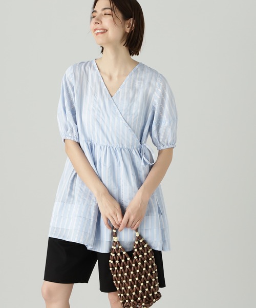 N.（N. Natural Beauty Basic）（エヌエヌナチュラルビューティーベーシック）の「カシュクールチュニックブラウス（シャツ/ブラウス・レディース・ブラック/ホワイト系その他/ブルー系その他・MEDIUM）」の17枚目の写真