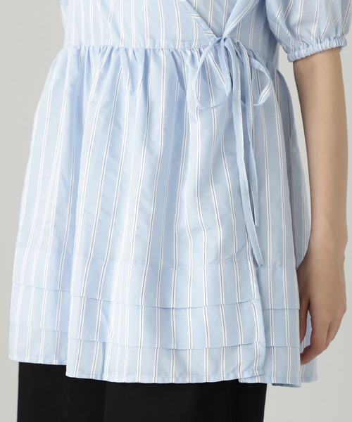 N.（N. Natural Beauty Basic）（エヌエヌナチュラルビューティーベーシック）の「カシュクールチュニックブラウス（シャツ/ブラウス・レディース・ブラック/ホワイト系その他/ブルー系その他・MEDIUM）」の13枚目の写真