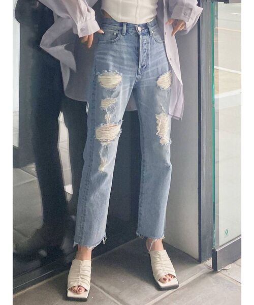 EMODA(エモダ)の「ユーズドクラッシュハイウエストジーンズ(デニムパンツ・レディース・ライトブルー/インディゴブルー・SMALL/MEDIUM/X-SMALL)」の2枚目の写真