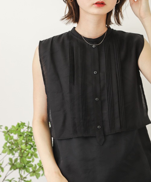 SENSE OF PLACE by URBAN RESEARCH(センスオブプレイスバイアーバンリサーチ)の「ピンタックレイヤードノースリーブシャツ(シャツ/ブラウス・レディース・グリーン/オフホワイト/ブラック・ONE)」の3枚目の写真