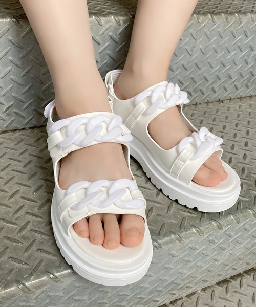 Figments(フィグメンツ)の「チェーンサンダル(サンダル・レディース・ホワイト/ブラック・SMALL/MEDIUM)」の1枚目の写真