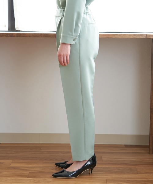 ROPE' PICNIC（ロペピクニック）の「【360°ウルトラストレッチ】【WEB限定・低身長向け】タックテーパードパンツ（その他パンツ・レディース・ブラック/ネイビー/ピンク/グリーン系その他/イエロー系その他3・40/38/36/34）」の8枚目の写真