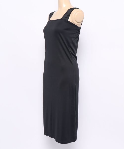 KOBE LETTUCE（コウベレタス）の「ブラ紐隠しタンクトップペチコートワンピース（インナーウェア/肌着・レディース・ブラック/オフホワイト/ベージュ・SM/L/XL）」の4枚目の写真