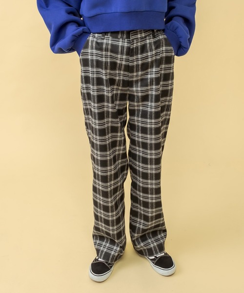 RASVOA(ラスボア)の「チェックストレートパンツ(その他パンツ・レディース・イエロー/ブラック/ネイビー・FREE)」の14枚目の写真