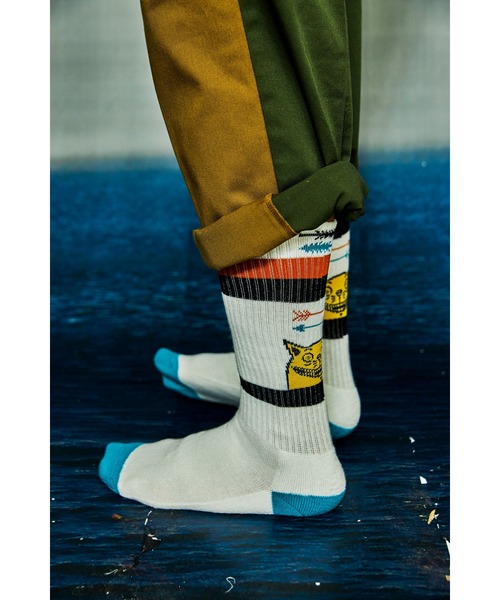 AlexanderLeeChang(アレキサンダーリーチャン)の「AlexanderLeeChang/アレキサンダーリーチャン YOSHI47 SOCKS ロゴ(ソックス/靴下・メンズ・ブラウン/ホワイト/レッド・FREE)」の9枚目の写真