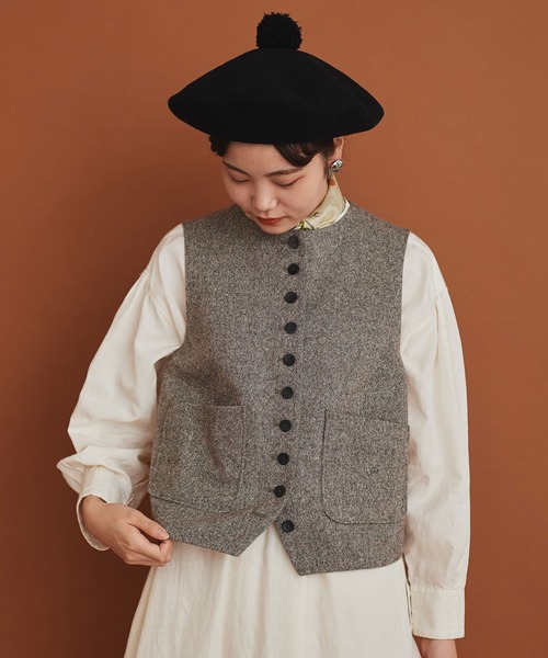 Malle(マル)の「Malle エコウールエターミンおじさん風ベスト(ベスト・レディース・ブラック/ブラウン・FREE)」の16枚目の写真