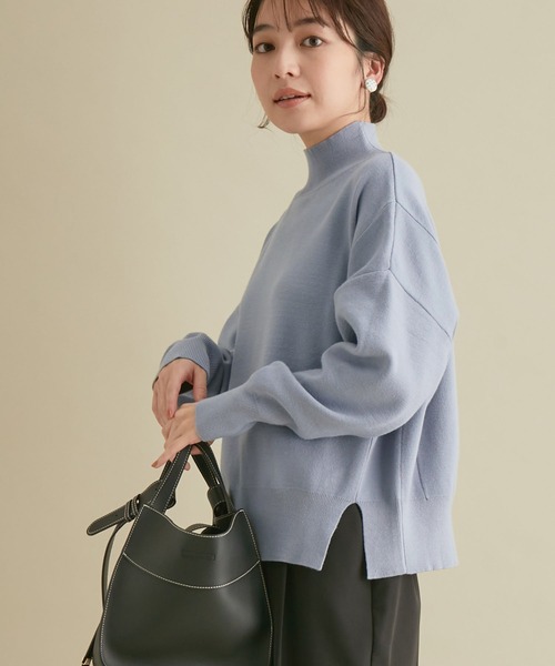 VIS（ビス）の「【セットアップ対応】ゆったりしたフォルムがかわいいハイネックミラノリブプルオーバー（ニット/セーター・レディース・ブラック/サックスブルー/キナリ/ブラウン系その他2・FREE）」の4枚目の写真