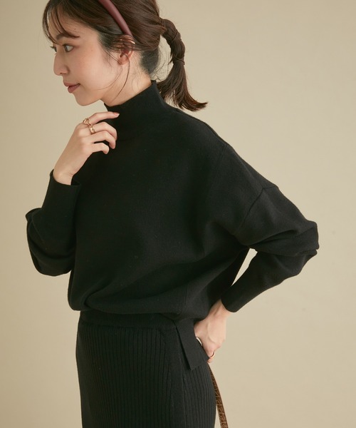 VIS（ビス）の「【セットアップ対応】ゆったりしたフォルムがかわいいハイネックミラノリブプルオーバー（ニット/セーター・レディース・ブラック/サックスブルー/キナリ/ブラウン系その他2・FREE）」の22枚目の写真