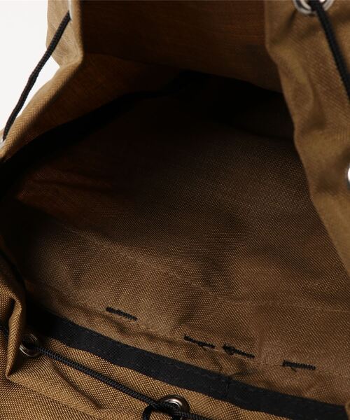 Battenwear(バテンウエア)の「【Battenwear/バテンウェア】米国製バックパック/Day Hiker(バックパック/リュック・メンズ・ブラック/オリーブ系/ブラウン系その他/オレンジ・ONE SIZE)」の5枚目の写真