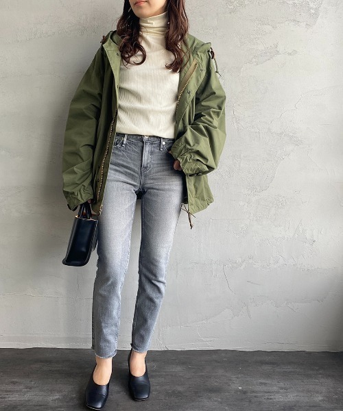 upperhights（アッパーハイツ）の「[upper hights/アッパーハイツ] THE SERENA スリムストレート グレーデニム（デニムパンツ・レディース・グレー・24/22/23）」の2枚目の写真