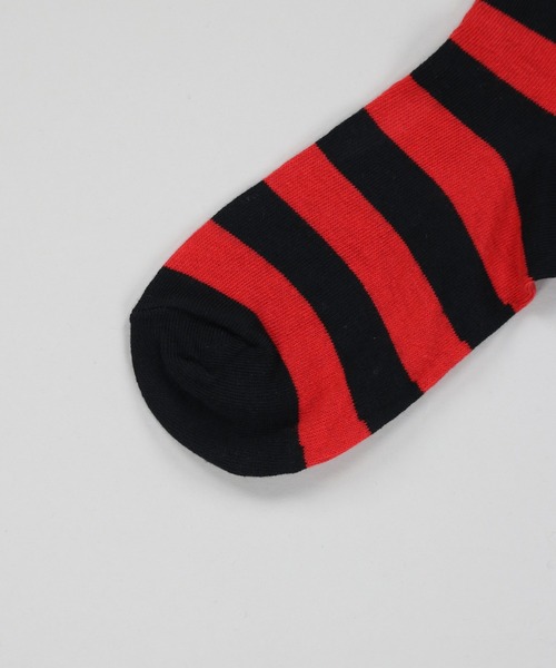 SPINNS（スピンズ）の「ボーダーハイソックス（ソックス/靴下・レディース・ブラック×ホワイト/ブラック×レッド・ONESIZE）」の9枚目の写真