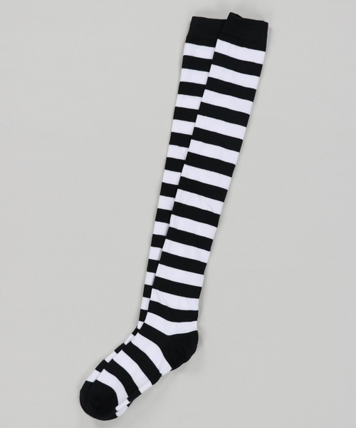 SPINNS（スピンズ）の「ボーダーハイソックス（ソックス/靴下・レディース・ブラック×ホワイト/ブラック×レッド・ONESIZE）」の6枚目の写真