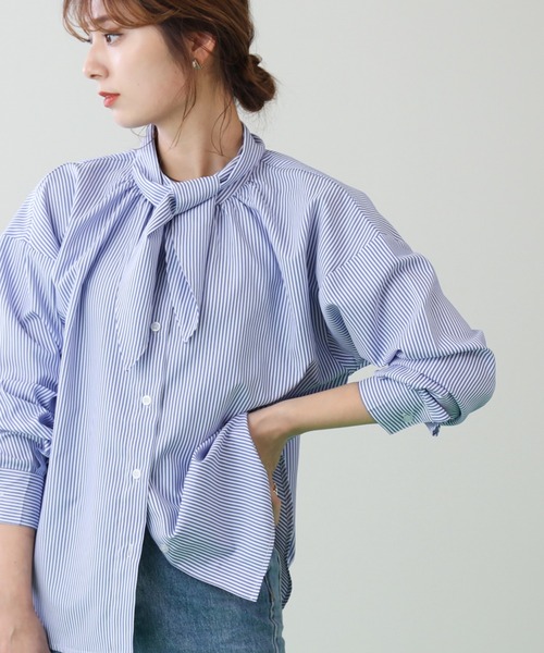 frames RAY CASSIN（フレームスレイカズン）の「WEB限定 2WAYボウタイ付バンドカラーブラウス（シャツ/ブラウス・レディース・レッド/ブルー/グリーン・FREE）」の3枚目の写真