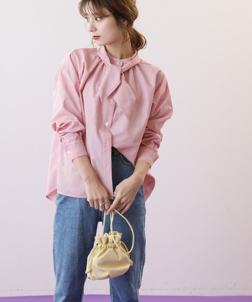 frames RAY CASSIN（フレームスレイカズン）の「WEB限定 2WAYボウタイ付バンドカラーブラウス（シャツ/ブラウス・レディース・レッド/ブルー/グリーン・FREE）」の17枚目の写真