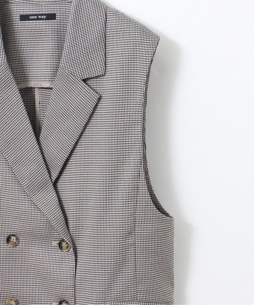 one way（ワンウェイ）の「テーラードベスト（テーラードジャケット・レディース・ホワイト/ブラック/ブラウン系その他・FREE）」の4枚目の写真
