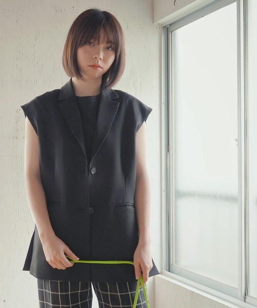 AULI(アウリィ)の「【低身長向けサイズ】2wayテーラードジャケット(テーラードジャケット・レディース・アイボリー/ベージュ/ブラック・XS/S)」の4枚目の写真