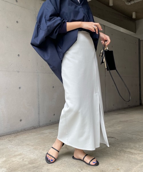 DouDou（ドゥドゥ）の「ポンチスリットスカート（スカート・レディース・ブラック/サックスブルー・38/36）」の10枚目の写真