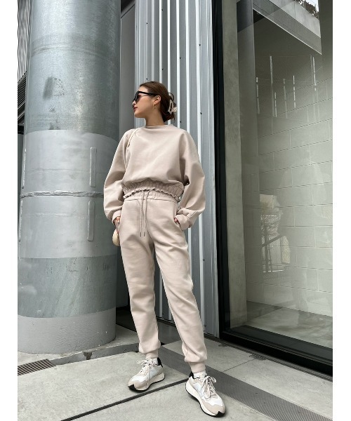 TRUNC(トランクエイティーエイト)の「Waist Shirring Jogger Pants(スウェットパンツ・レディース・ベージュ・FREE)」の8枚目の写真