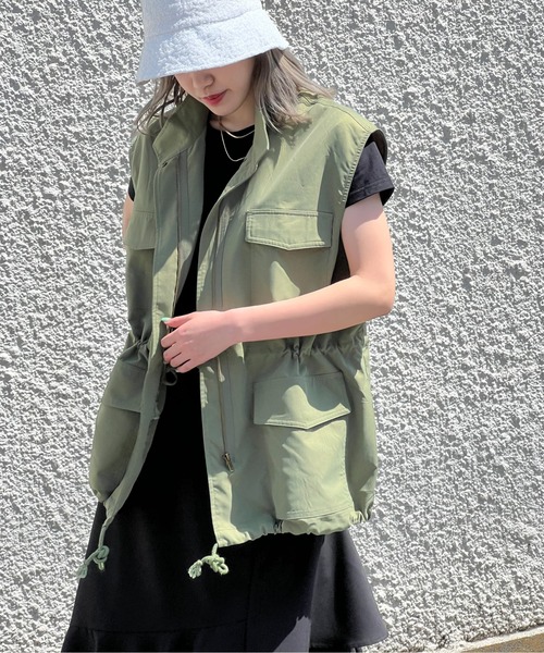 one way(ワンウェイ)の「ミリタリーベスト(ベスト・レディース・ブラック/ダークグリーン/アイボリー・FREE)」の11枚目の写真