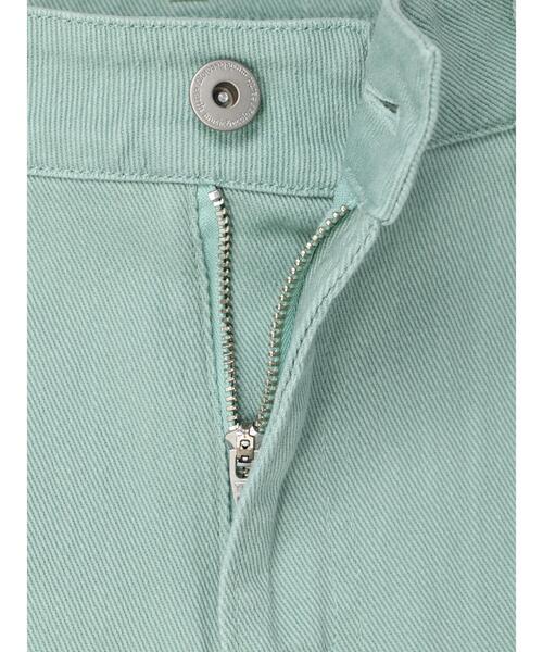 earth music&ecology（アースミュージックアンドエコロジー）の「カラーデニムテーパードパンツ（デニムパンツ・レディース・ライトグリーン・S/M/L）」の14枚目の写真