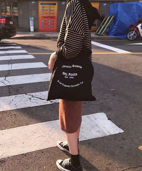 EPICKS（エピックス）の「レタリングロゴプリントカラートートバッグ（トートバッグ・レディース・グリーン/ブラック/ベージュ系その他/ピンク系その他/ブルー系その他/イエロー/オレンジ/レッド/カーキ/ブラウン/ピンク/グレー/グリーン系その他・FREE/F）」の20枚目の写真