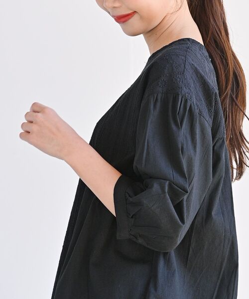 rps（アールピーエス）の「縦刺繍切替７分袖ブラウス（シャツ/ブラウス・レディース・ブラック/オフホワイト・M）」の18枚目の写真