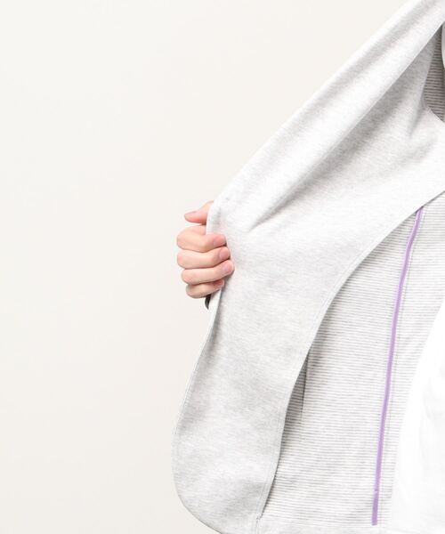 Guess(ゲス)の「Myron Blazer(テーラードジャケット・メンズ・グレー・SMALL/MEDIUM/LARGE/X-LARGE)」の4枚目の写真