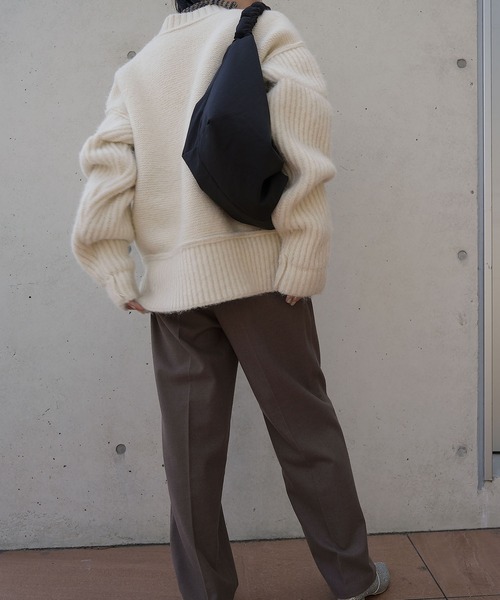 chuclla（チュクラ）の「ドローコード ショルダー2WAYトートバッグ(ナイロンライク/ ワッフル生地の2タイプ) je-101 cha22s016（ショルダーバッグ・レディース・グリーン/ホワイト/ブラック/ホワイト系その他/ブラック系その他/カーキ/ピンク・FREE）」の13枚目の写真