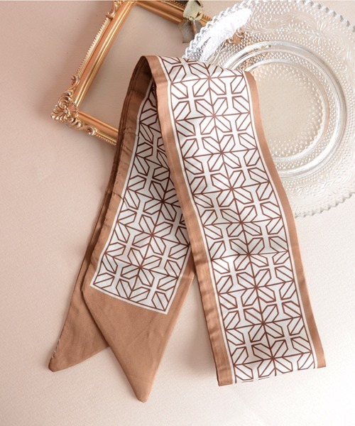 TONE SELECT GOODS（トーンセレクトグッズ）の「【float】アソート デザイン スカーフリボン（バンダナ/スカーフ・レディース・ベージュ系1/ベージュ系2/ベージュ系3/ベージュ系4/ベージュ系5/ベージュ系6/ベージュ系7/ベージュ系8/レッド系1/レッド系2/レッド系3/レッド系4/レッド系5/レッド系6/レッド系7/グリーン系2/グリーン系5/グリーン系1/グリーン系6/グリーン系4/グリーン系3/ブルー系2/ブルー系4/ブルー系6/ブルー系7/ブルー系3/ブルー系5/ブルー系1・FREE）」の3枚目の写真