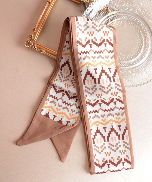 TONE SELECT GOODS（トーンセレクトグッズ）の「【float】アソート デザイン スカーフリボン（バンダナ/スカーフ・レディース・ベージュ系1/ベージュ系2/ベージュ系3/ベージュ系4/ベージュ系5/ベージュ系6/ベージュ系7/ベージュ系8/レッド系1/レッド系2/レッド系3/レッド系4/レッド系5/レッド系6/レッド系7/グリーン系2/グリーン系5/グリーン系1/グリーン系6/グリーン系4/グリーン系3/ブルー系2/ブルー系4/ブルー系6/ブルー系7/ブルー系3/ブルー系5/ブルー系1・FREE）」の4枚目の写真